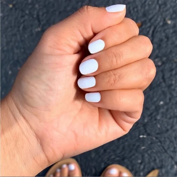 *Retired* Color Street: Swiss and Tell | White Solid Neutral Minimalist Solid - Picture 10 of 13